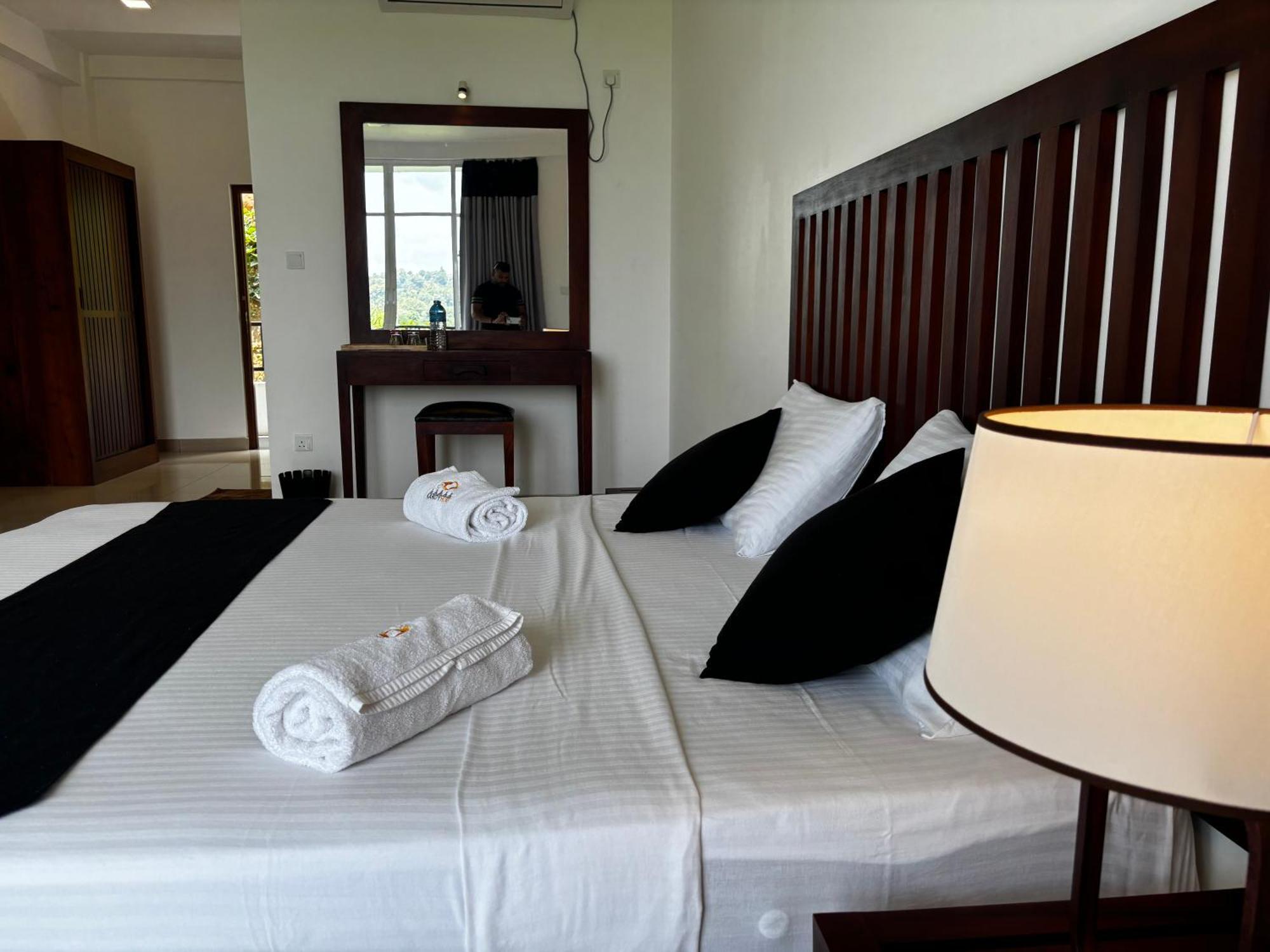 Kandy Hub Guest House Buitenkant foto